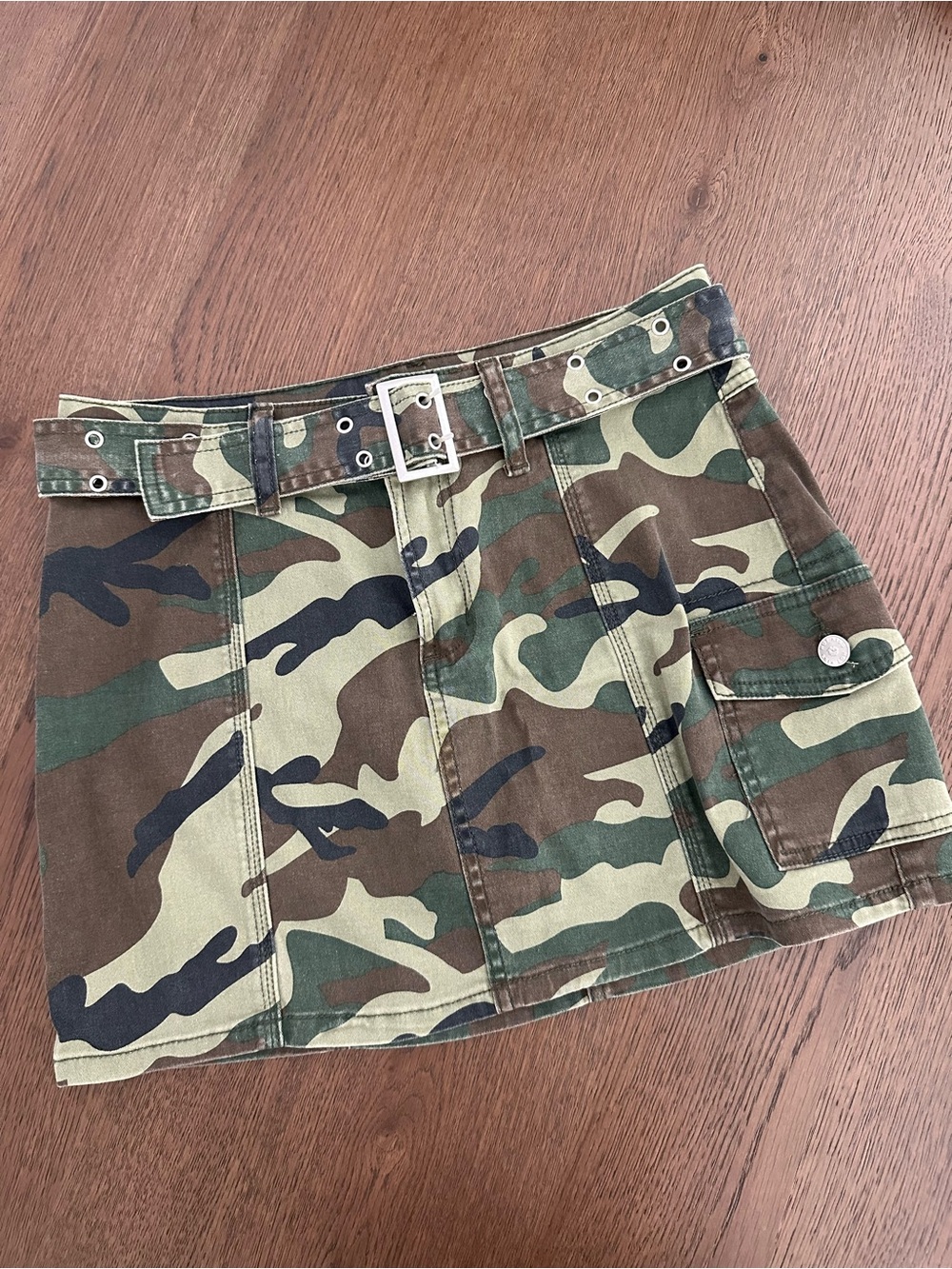 Hot Kiss Camouflage Utility Mini Skirt with Belt
